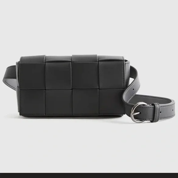 Italian Leather Hand Woven Leather Belt Bag in Black - Picture 2 of 10